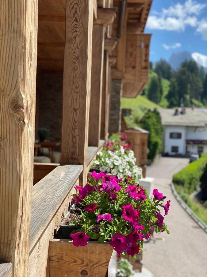 Dorfhotel Beludei Santa Cristina Val Gardena Luaran gambar