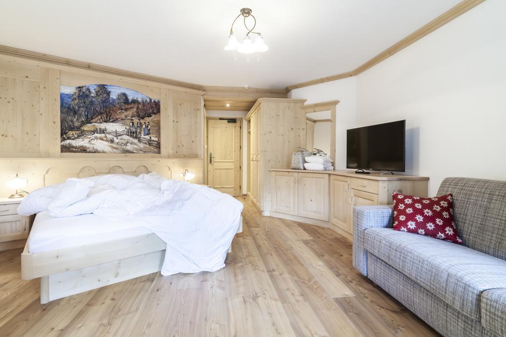 Dorfhotel Beludei Santa Cristina Val Gardena Bilik gambar
