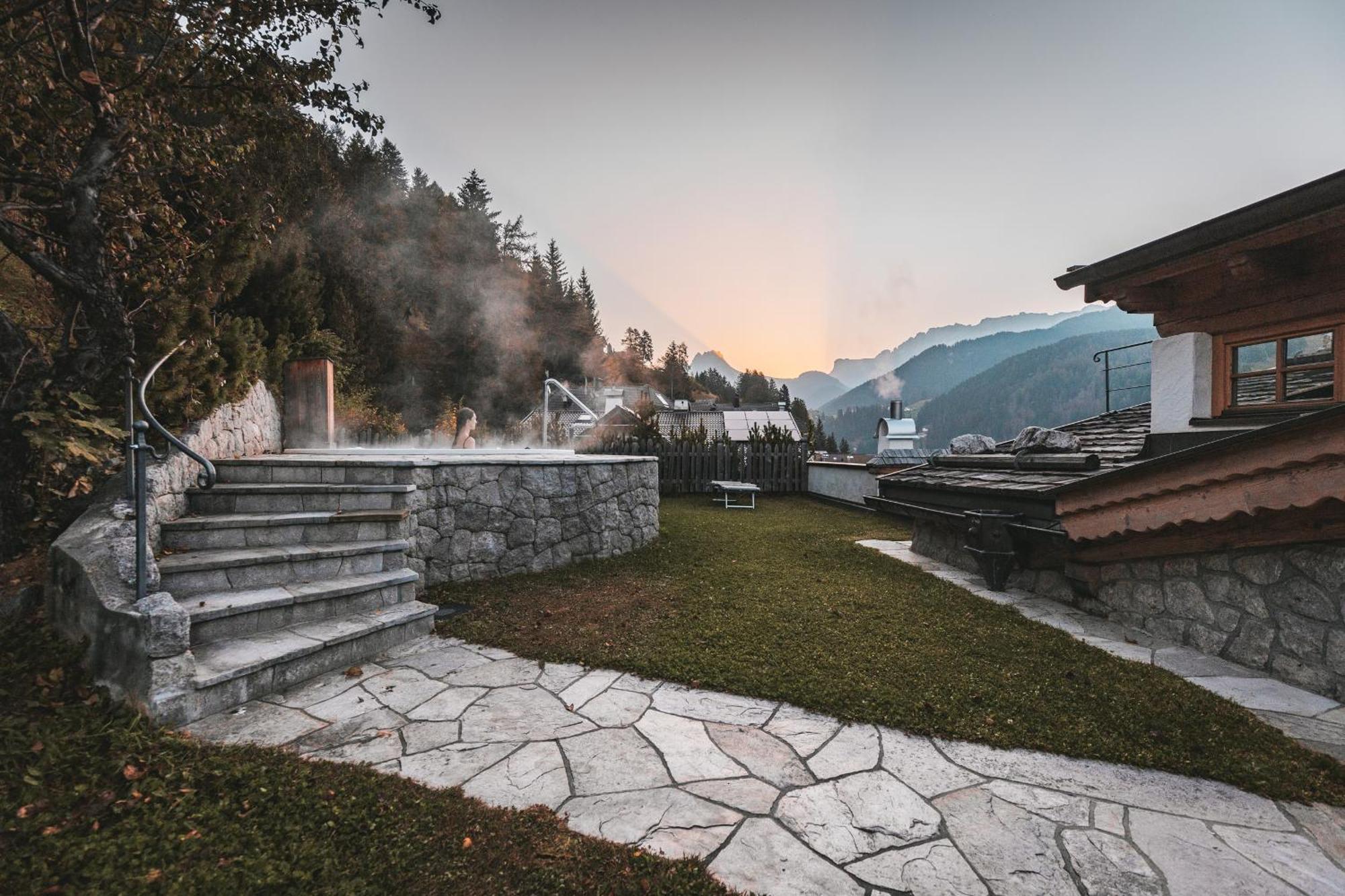 Dorfhotel Beludei Santa Cristina Val Gardena Luaran gambar