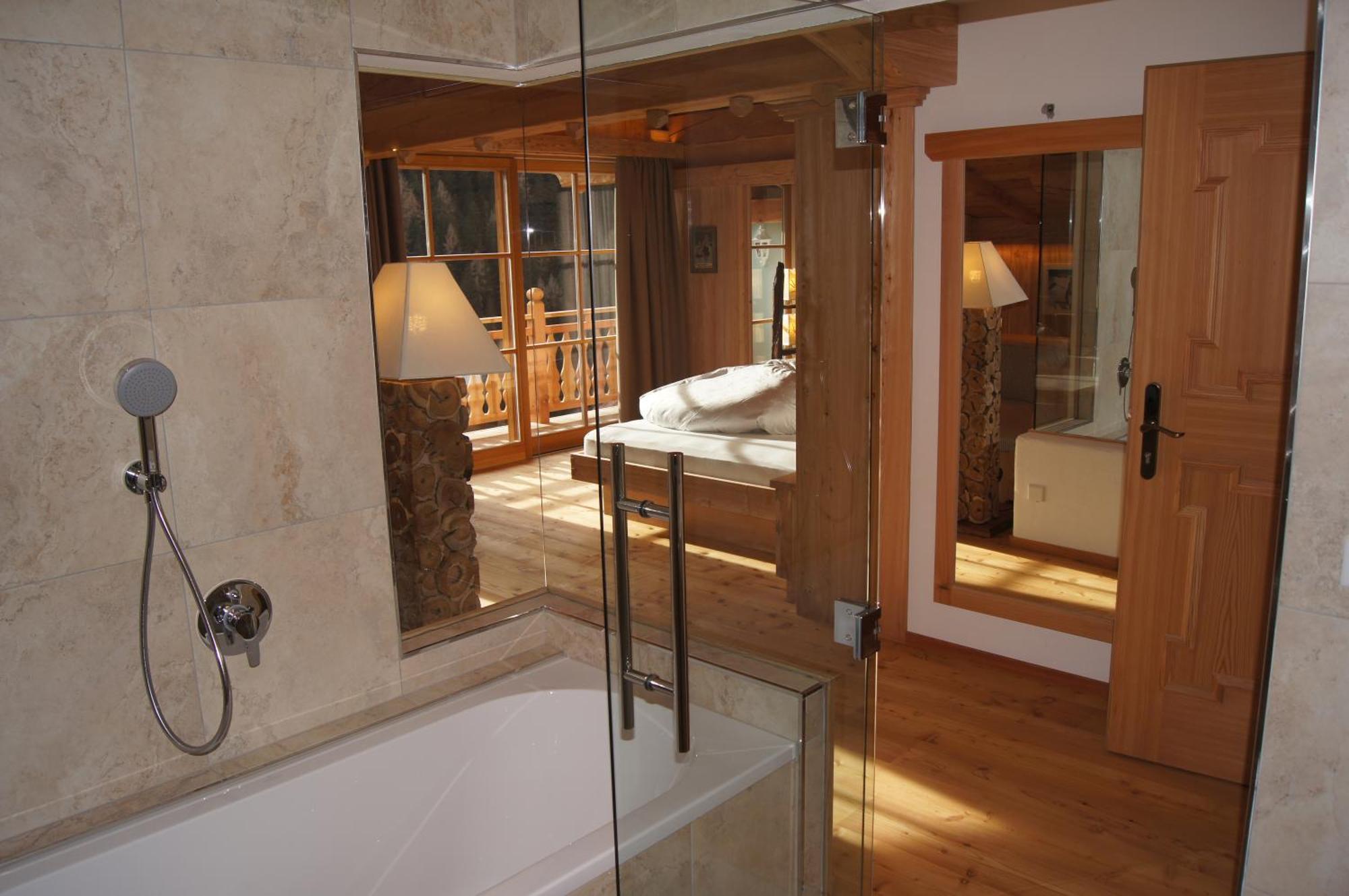 Dorfhotel Beludei Santa Cristina Val Gardena Bilik gambar
