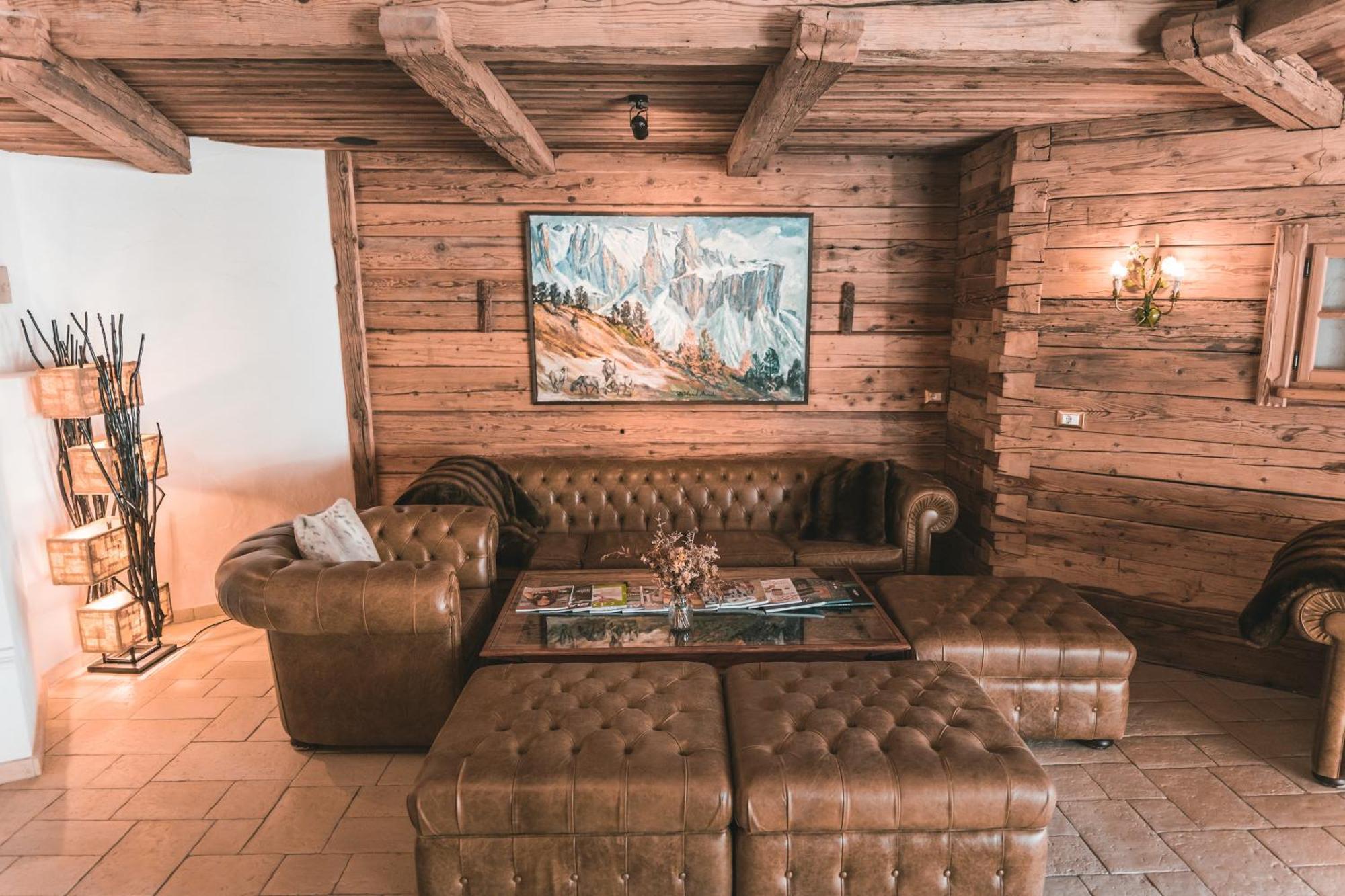 Dorfhotel Beludei Santa Cristina Val Gardena Luaran gambar