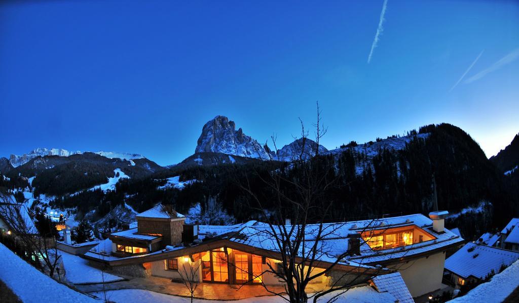 Dorfhotel Beludei Santa Cristina Val Gardena Luaran gambar