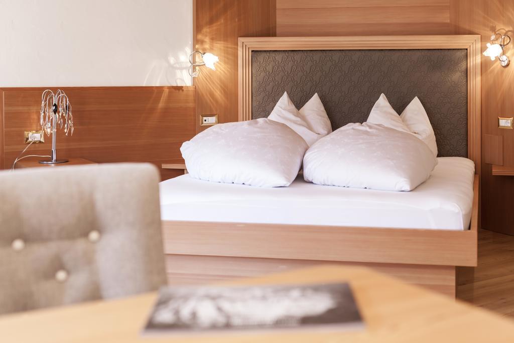 Dorfhotel Beludei Santa Cristina Val Gardena Luaran gambar